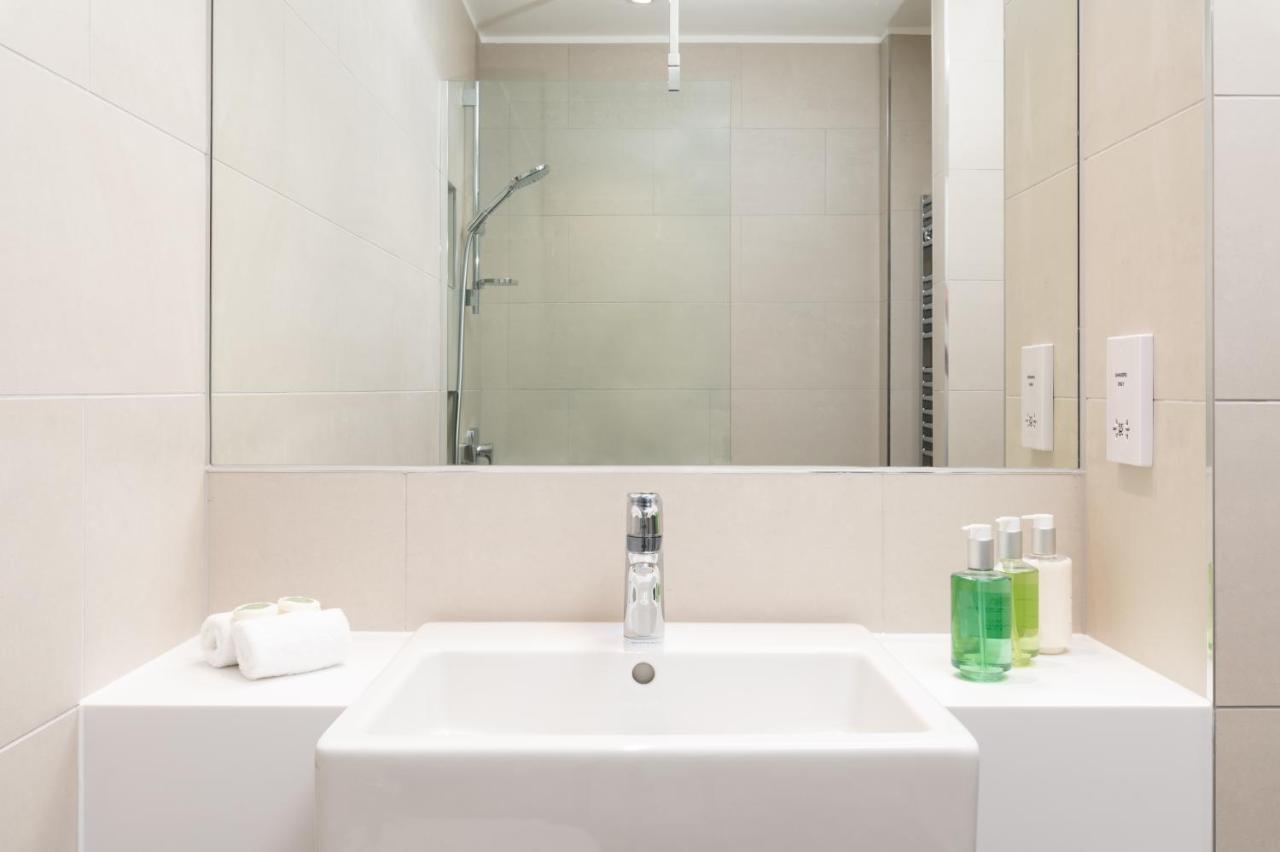لندن The Lincoln Suites المظهر الخارجي الصورة
